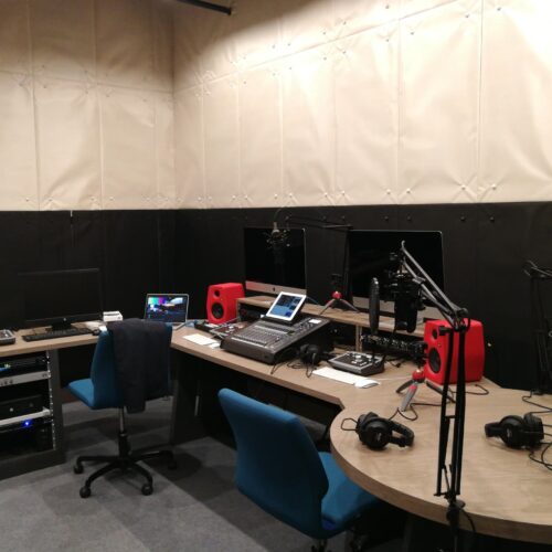 LINE_ALBUM_ห้องวิทยุภาพ วิทยcu_250408_2